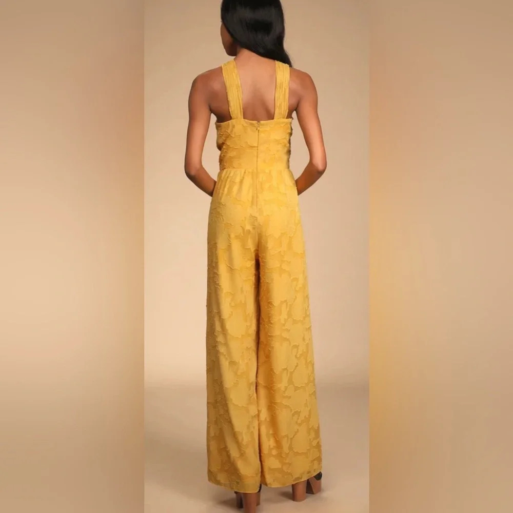 NWT Lulus Lovely Celebration Yellow Floral Burnout Chiffon Jumpsuit Size Large - Picture 2 of 15